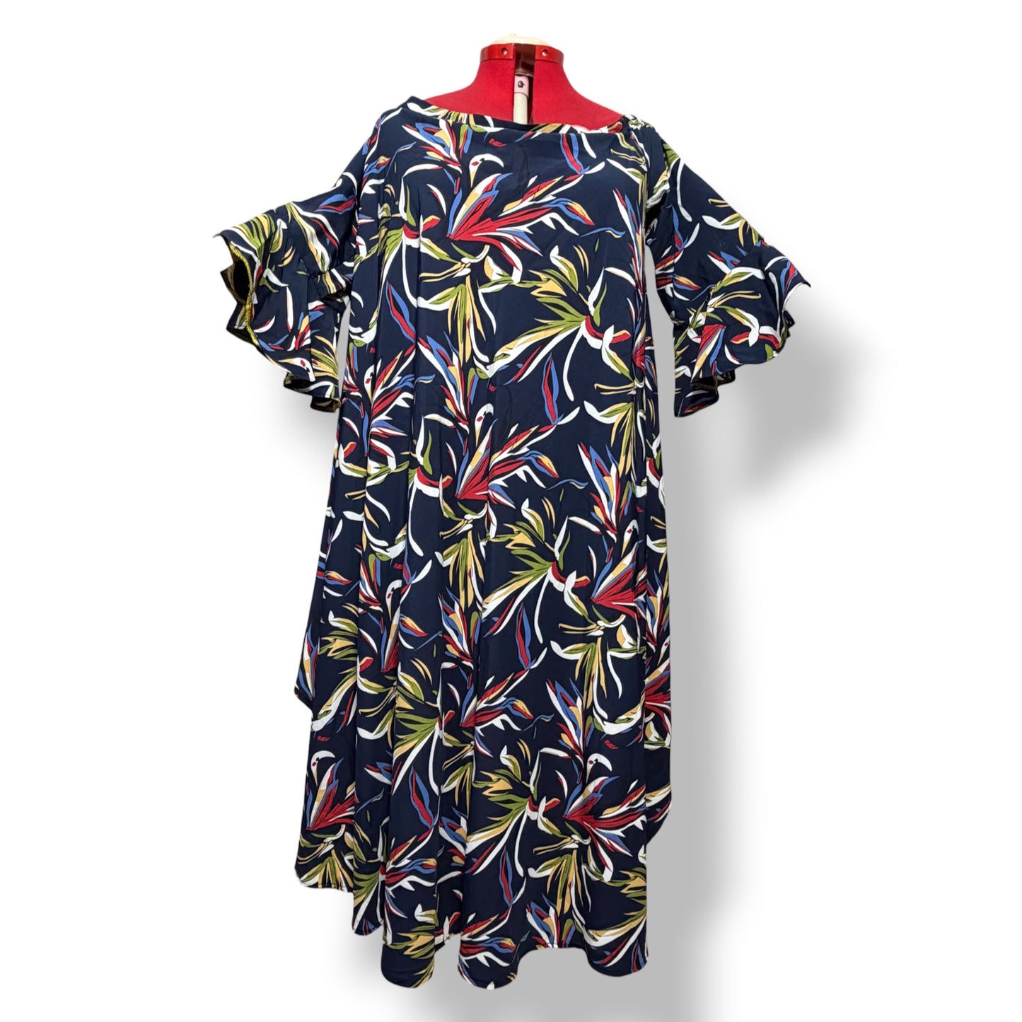 Amina – Vestido Tropical Azul con Mangas Volante