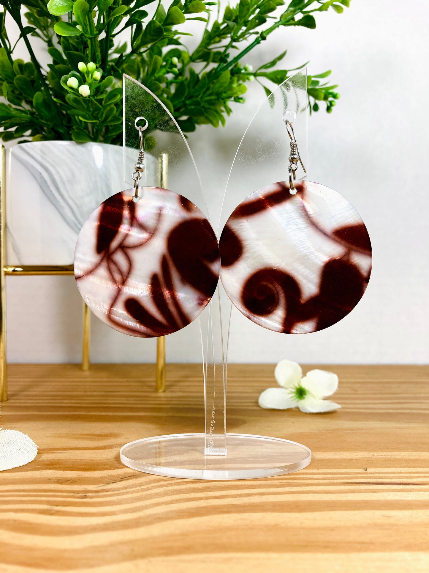 Evie Shell Earrings