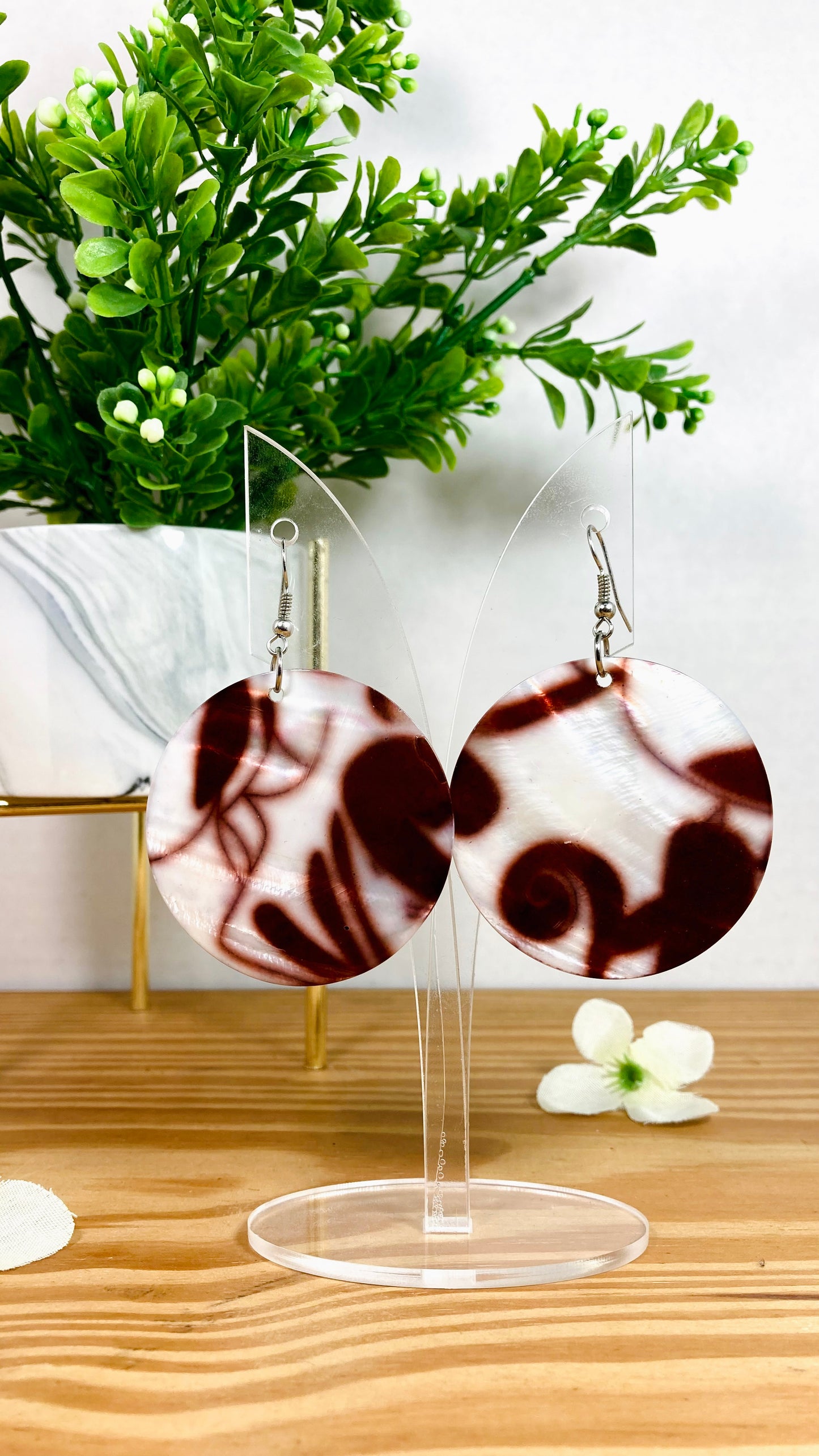 Evie Shell Earrings