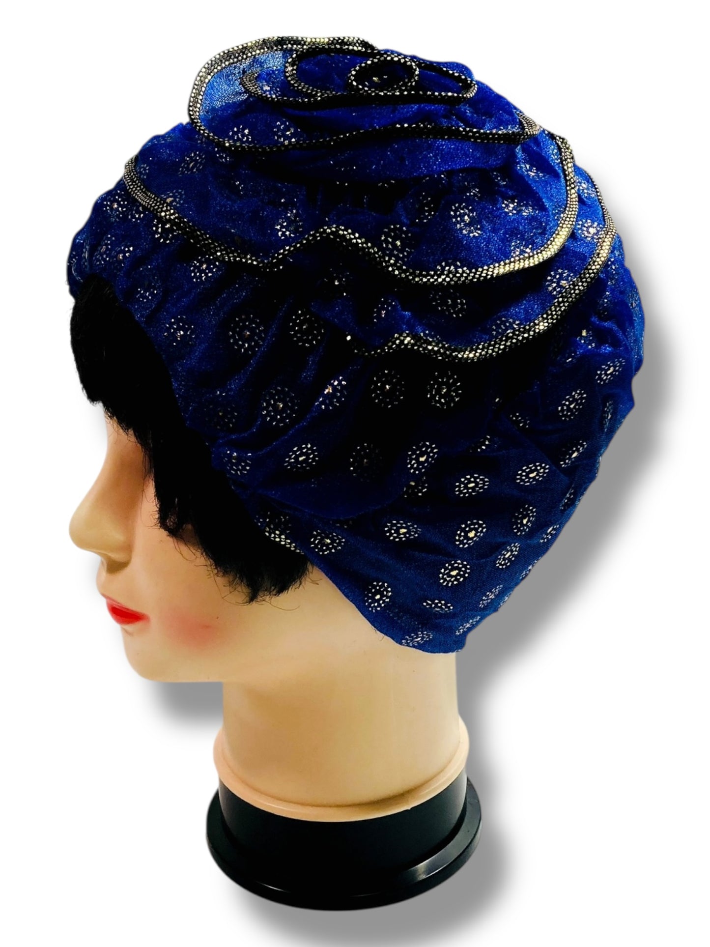 Gorra de reina de encaje