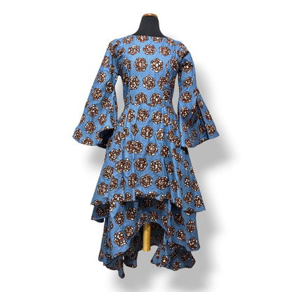 Zola – Vestido Ankara Azul Marino Hi-Lo