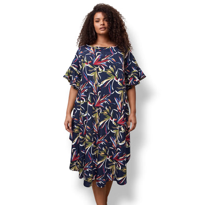 Amina – Vestido Tropical Azul con Mangas Volante
