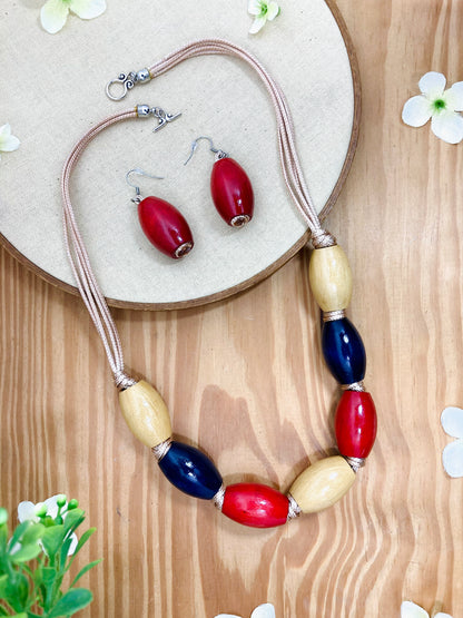 Poppy Wood Necklace