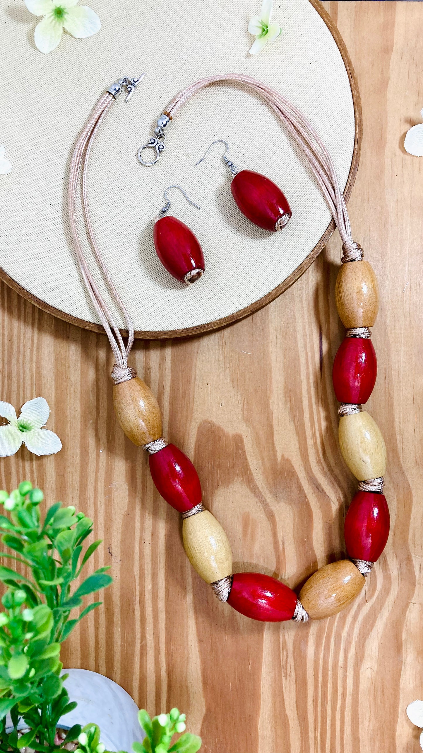 Rosa Wood Necklace