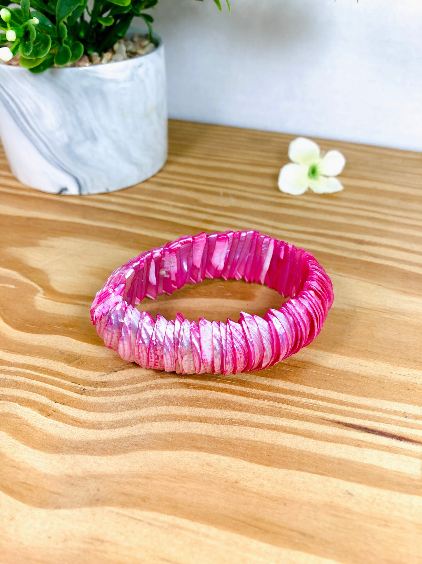 Anaya Pink Shell Stretch Bracelet